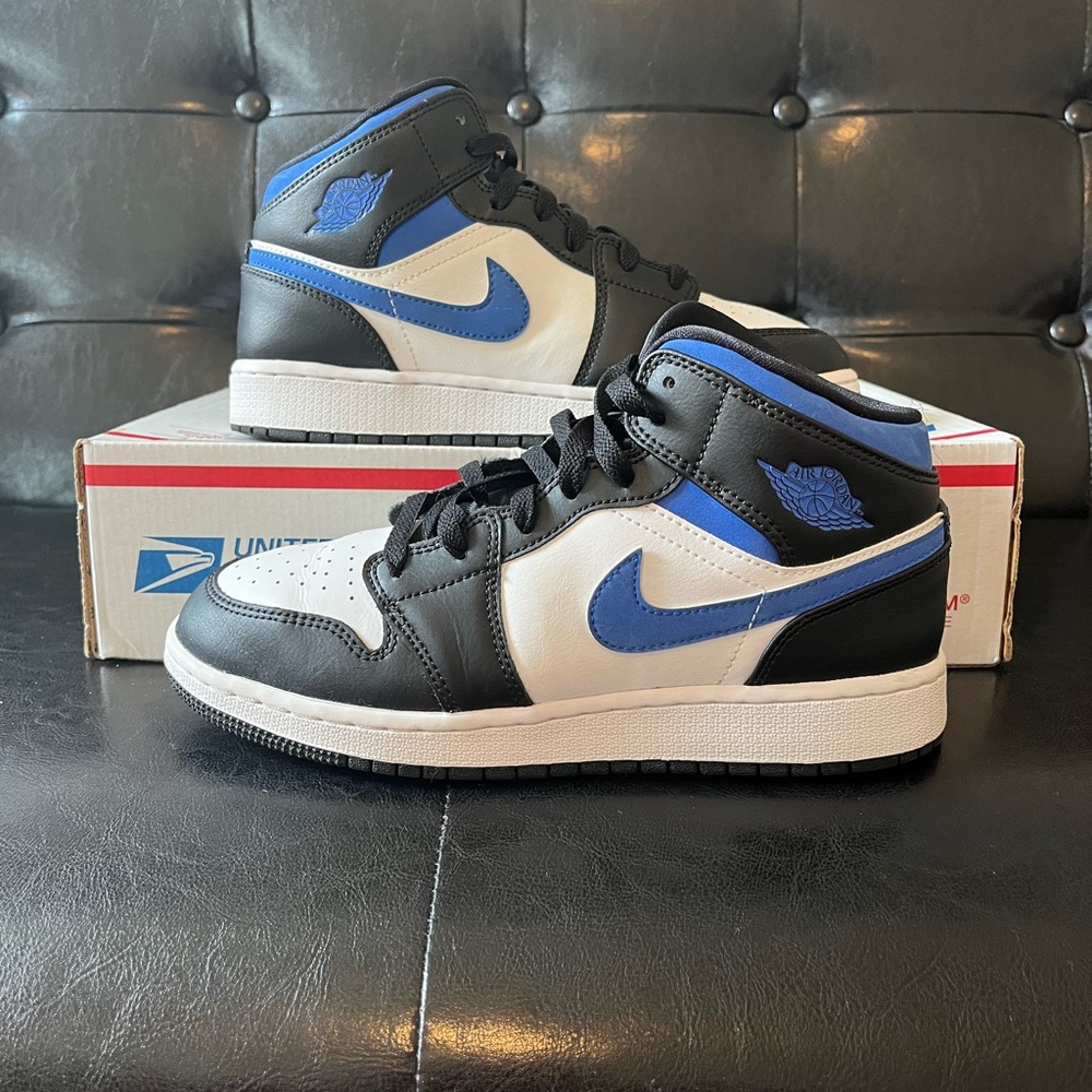 Jordan 1 Mid GS ‘Racer Blue’‎
